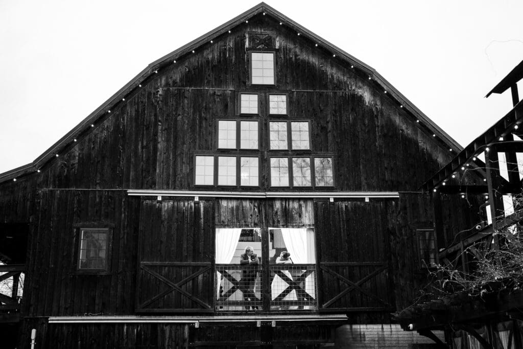 Couple at Rivercrest Farms in Dover, Ohio.