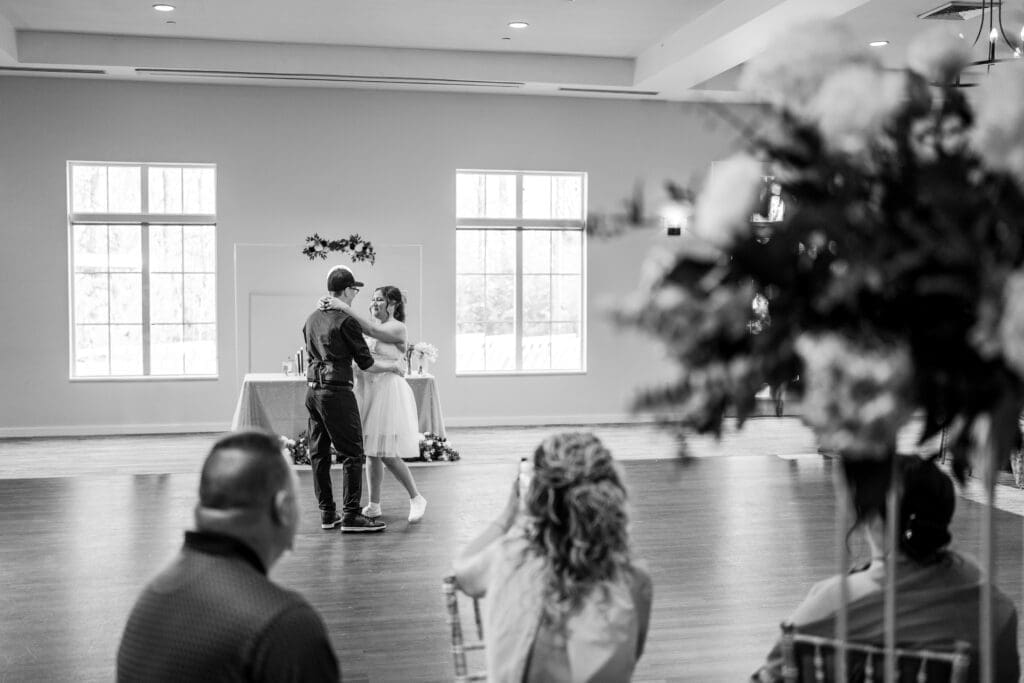 Bride and groom share their first dance at the Estate at New Albany