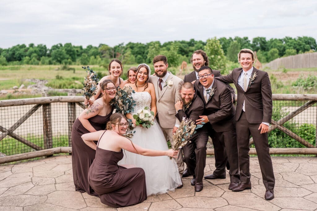 Wedding party photo at the Columbus Zoo and Aquarium