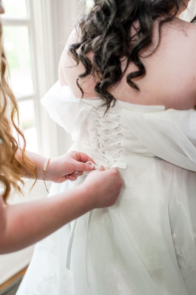 Getting ready detail photo at the Dempsey Event Center in Delaware, Ohio.