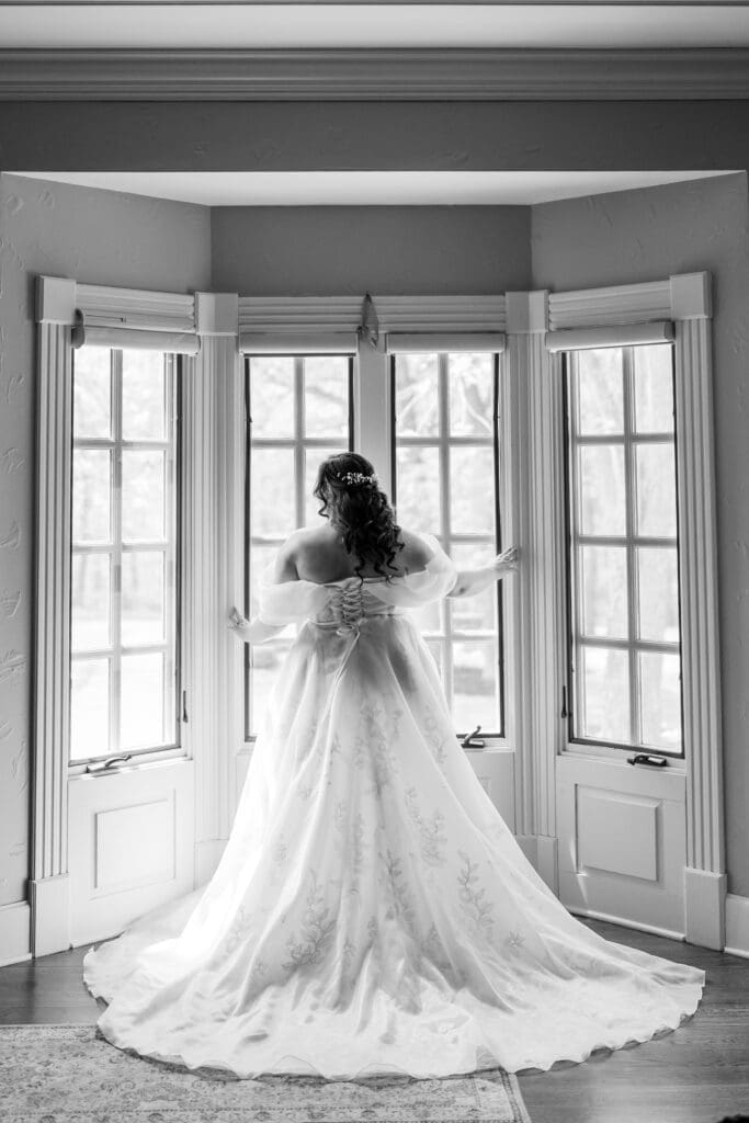 Bridal portrait at the Dempsey Event Center in Delaware, Ohio.