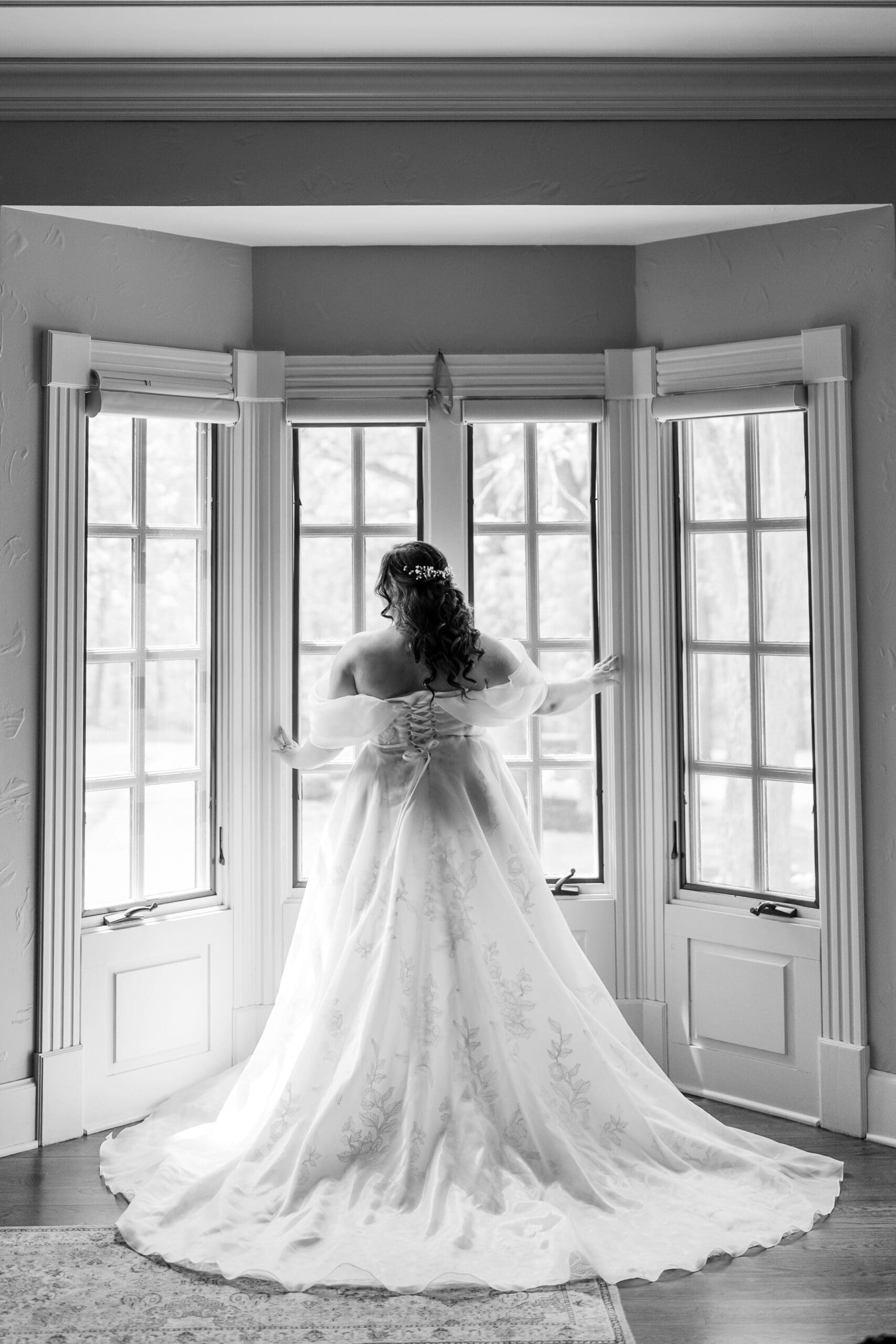 Bridal portrait at the Dempsey Event Center in Delaware, Ohio.
