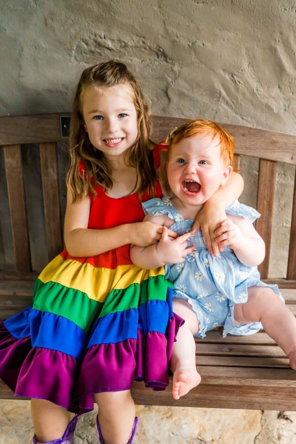 Colorful family photos at Jeffrey Mansion in Bexley, Ohio
