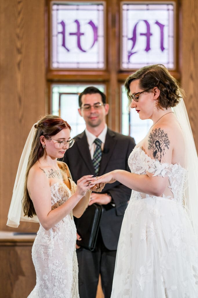 Columbus Ohio LGBTQ+ wedding at Wagnalls Memorial Library