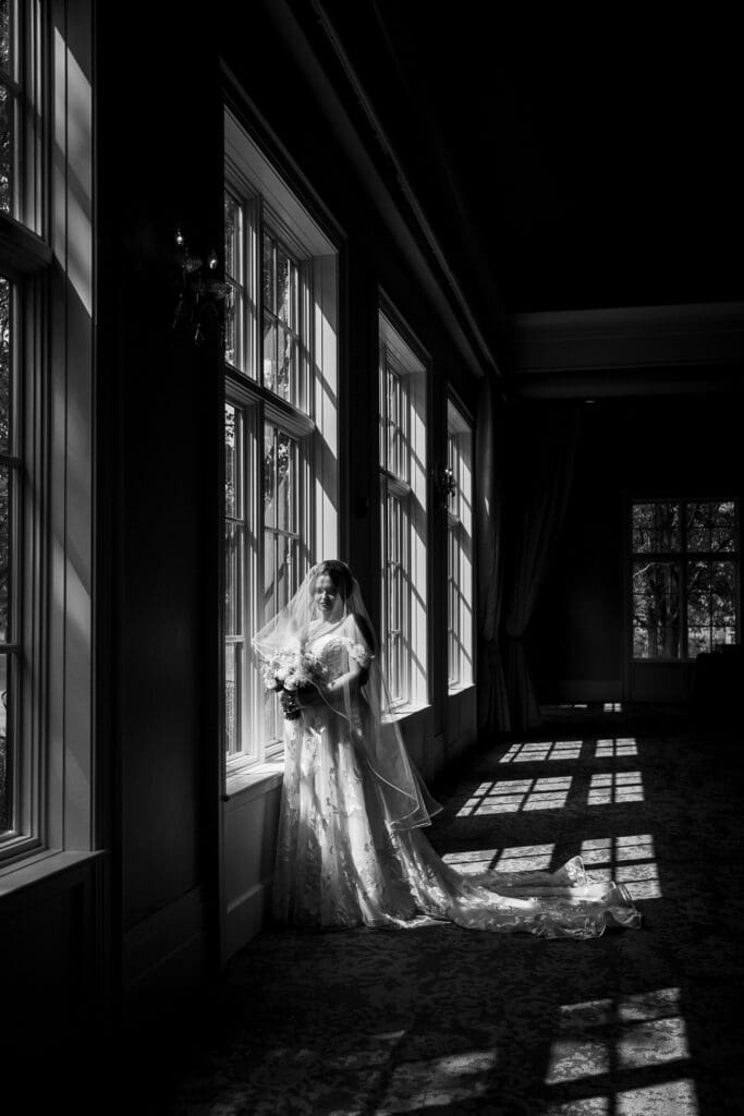 Editorial bride photo at Pinnacle Golf Course in Grove City, Ohio.