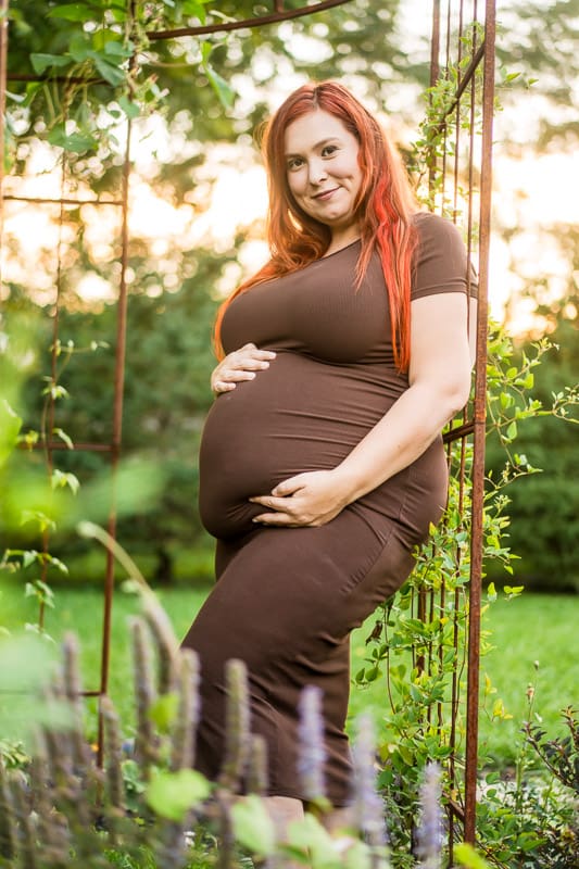 Golden hour maternity photos at Humble + Pine Studio in Pataskala, Ohio.