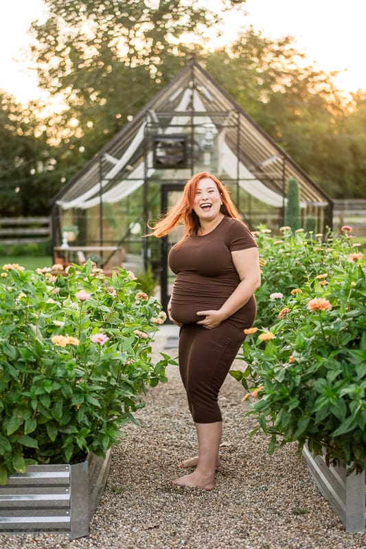 Golden hour maternity photos at Humble + Pine Studio in Pataskala, Ohio.